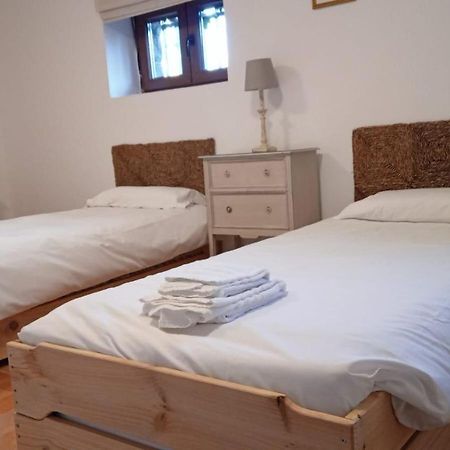 Los Cedros, Gran Chalet Con Piscina Y Apartamento En נאבאסראדה מראה חיצוני תמונה