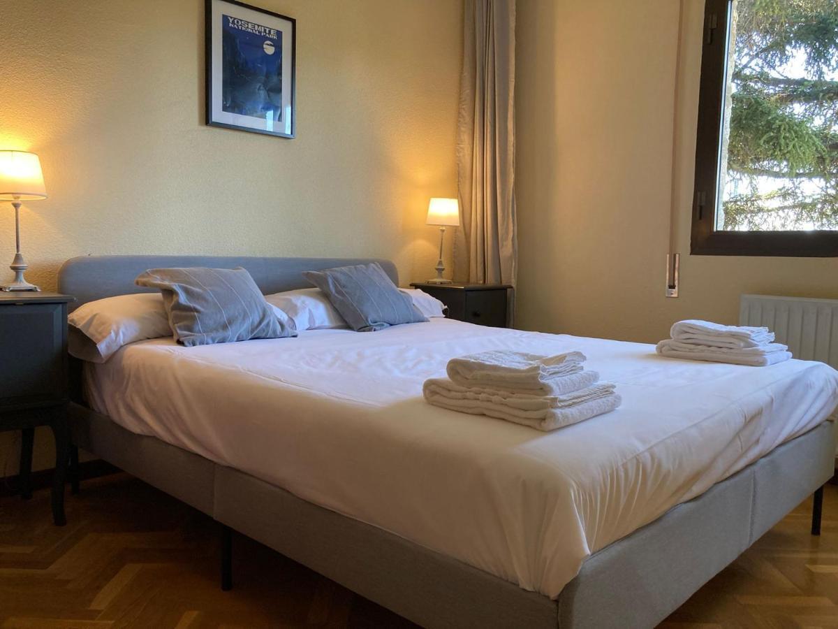 Los Cedros, Gran Chalet Con Piscina Y Apartamento En נאבאסראדה מראה חיצוני תמונה