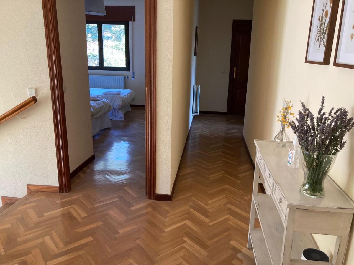 Los Cedros, Gran Chalet Con Piscina Y Apartamento En נאבאסראדה מראה חיצוני תמונה