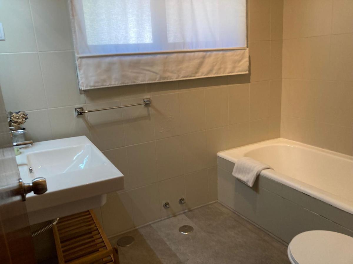 Los Cedros, Gran Chalet Con Piscina Y Apartamento En נאבאסראדה מראה חיצוני תמונה