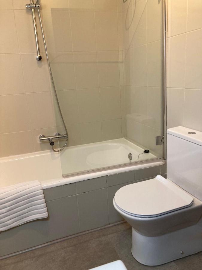 Los Cedros, Gran Chalet Con Piscina Y Apartamento En נאבאסראדה מראה חיצוני תמונה