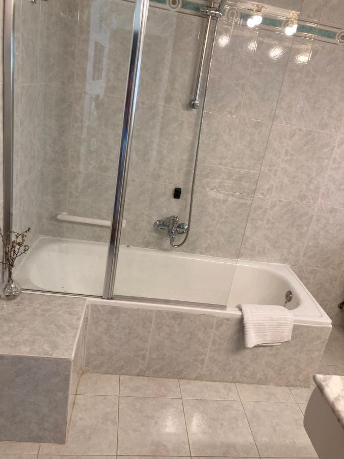 Los Cedros, Gran Chalet Con Piscina Y Apartamento En נאבאסראדה מראה חיצוני תמונה