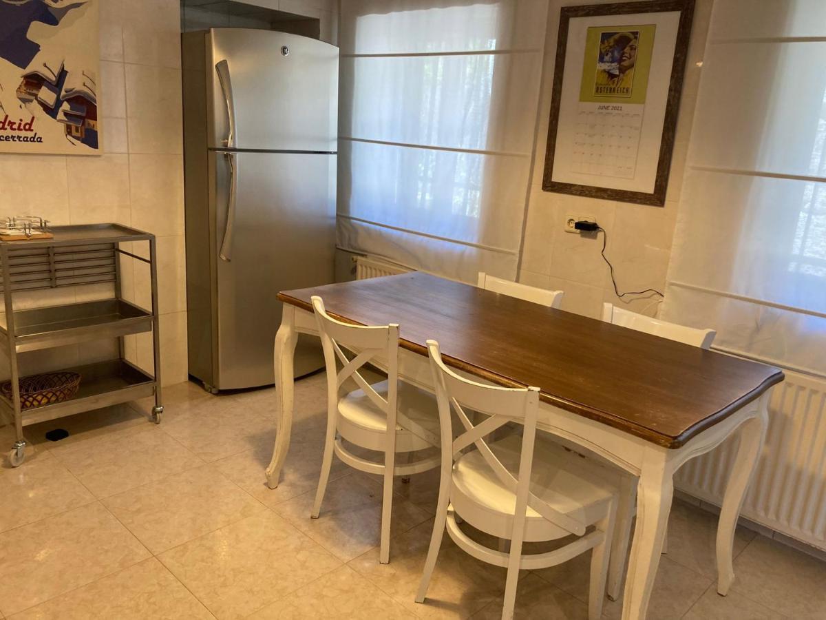 Los Cedros, Gran Chalet Con Piscina Y Apartamento En נאבאסראדה מראה חיצוני תמונה