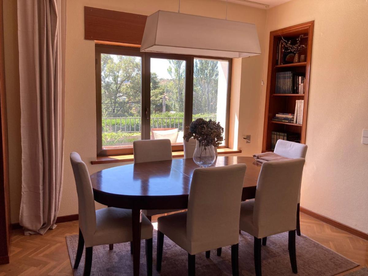 Los Cedros, Gran Chalet Con Piscina Y Apartamento En נאבאסראדה מראה חיצוני תמונה