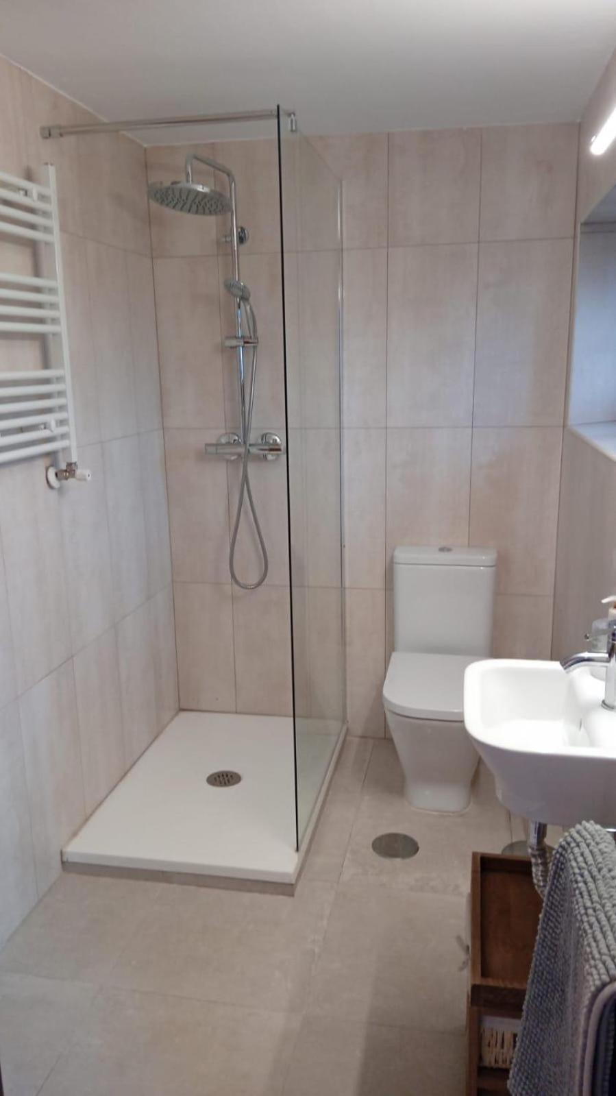 Los Cedros, Gran Chalet Con Piscina Y Apartamento En נאבאסראדה מראה חיצוני תמונה